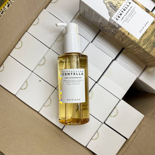 Madagascar Centella Light Cleansing Oil 200ml